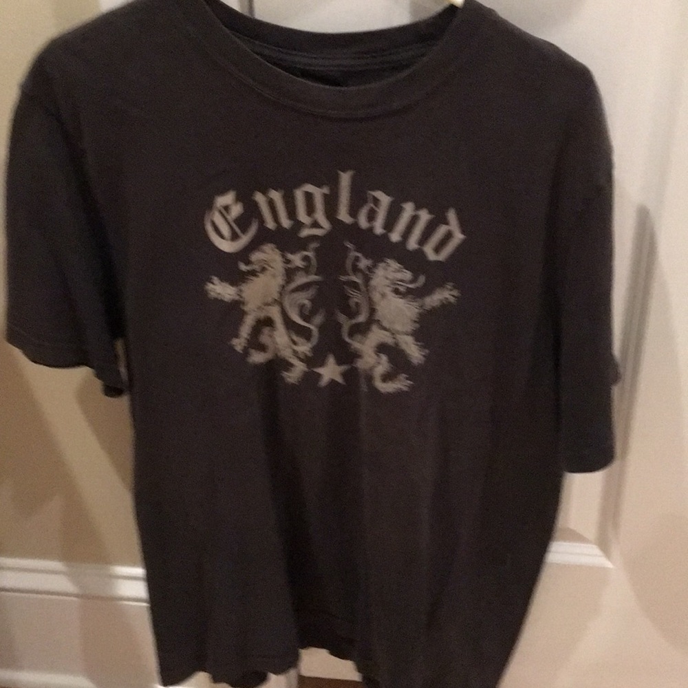 Men’s tee shirt. 100 % cotton